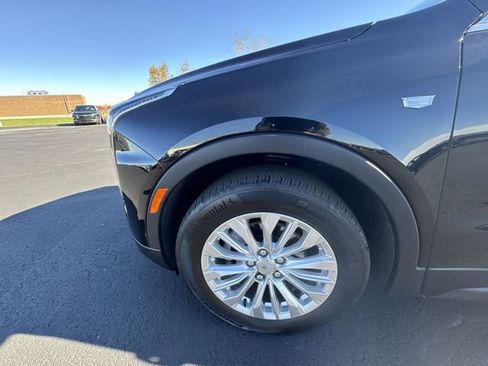 Certified 2024 Cadillac XT4 Luxury image 34
