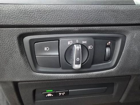 Used 2021 BMW 230i Coupe w/ Convenience Package image 17