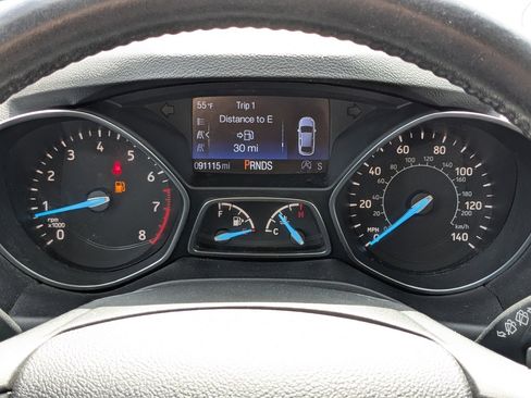 Used 2017 Ford Escape SE w/ SE Leather Comfort Package image 30