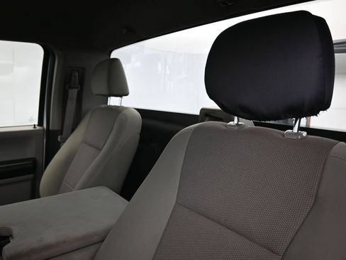 Used 2019 Ford F250 XL w/ STX Appearance Package AWD/4WD image 13
