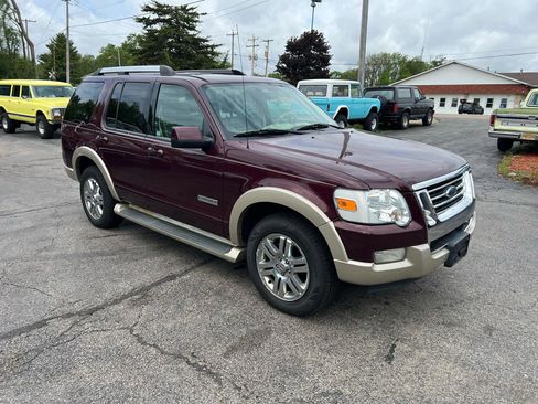 Used 2006 Ford Explorer Eddie Bauer AWD/4WD image 3