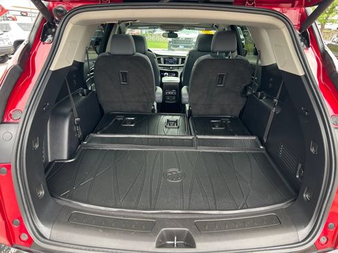 Used 2020 Buick Enclave Essence w/ Sport Touring Edition FWD image 26
