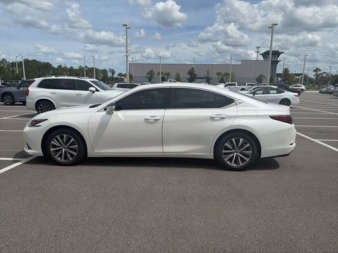Used 2019 Lexus ES 350 w/ Premium Package FWD image 4