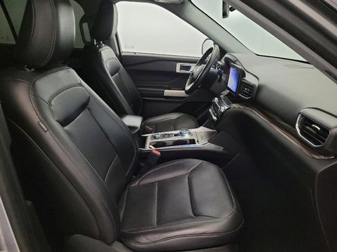 Used 2021 Ford Explorer Limited w/ Equipment Group 301A image 21