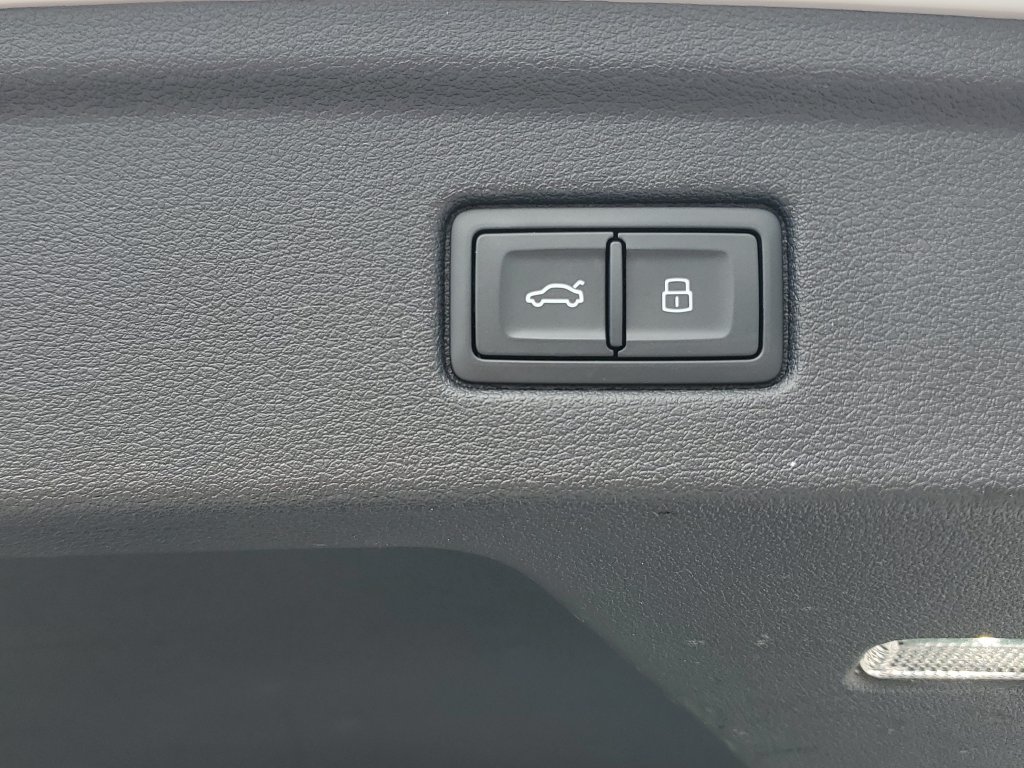 Certified 2025 Audi A5 2.0T Premium AWD/4WD image 16