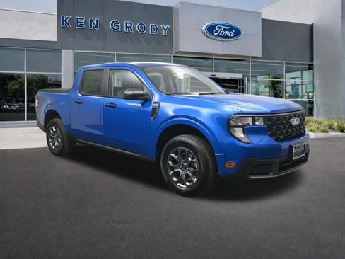 New 2026 Ford Maverick XLT image 1