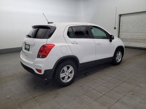 Used 2020 Chevrolet Trax LS w/ Fleet Convenience Package FWD image 10