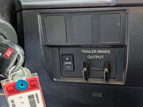 Used 2021 Toyota Tundra SR5 image 17