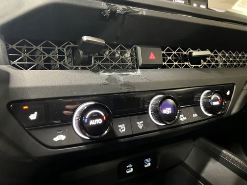 Used 2025 Honda Accord SE image 21