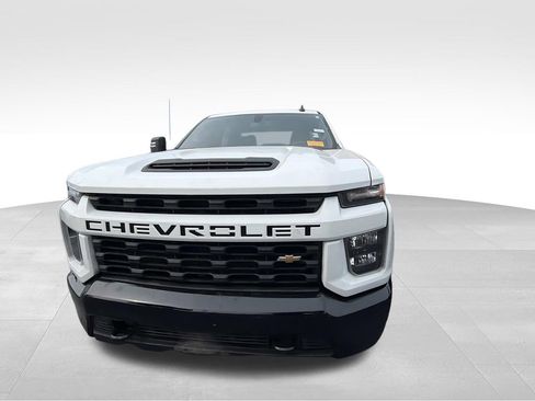Used 2023 Chevrolet Silverado 2500 Custom w/ Custom Convenience Package AWD/4WD image 6
