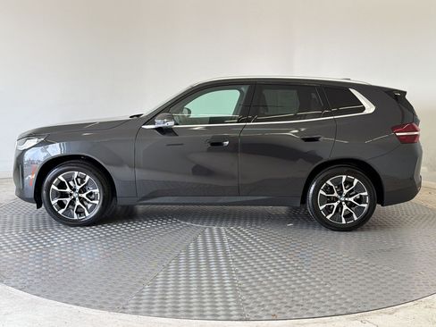 Used 2025 BMW X3 xDrive30i w/ Premium Package AWD/4WD image 2
