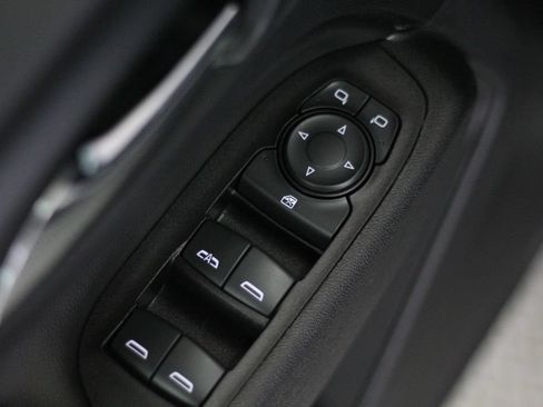 Used 2022 Chevrolet Equinox LT w/ Driver Convenience Package FWD image 44