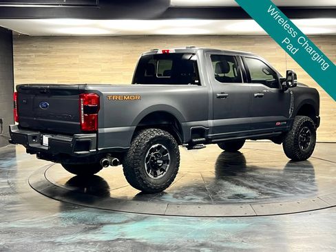 Used 2024 Ford F250 Lariat w/ Lariat Ultimate Package AWD/4WD image 21