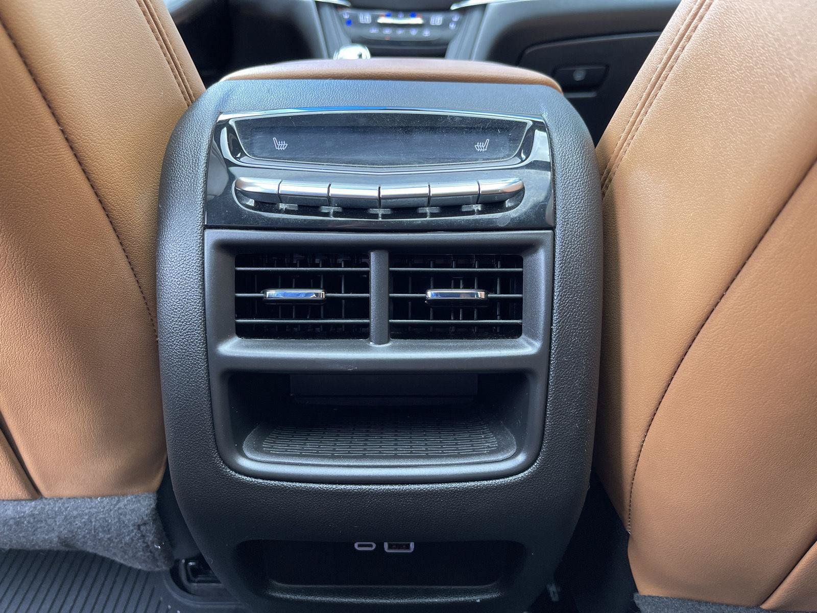Used 2021 Cadillac XT5 Premium Luxury w/ LPO, Floor Liner Package AWD/4WD image 43