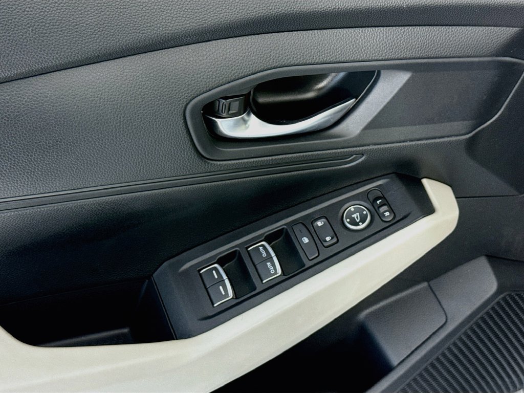 Certified 2024 Honda Accord LX image 23