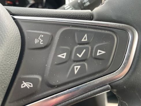 Used 2024 Chevrolet Equinox LT w/ LPO, Floor Liner Package FWD image 19