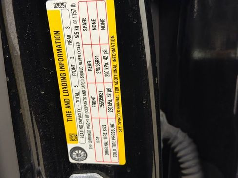 Used 2022 Tesla Model Y Performance image 29