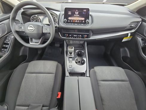 New 2026 Nissan Rogue SV FWD image 20
