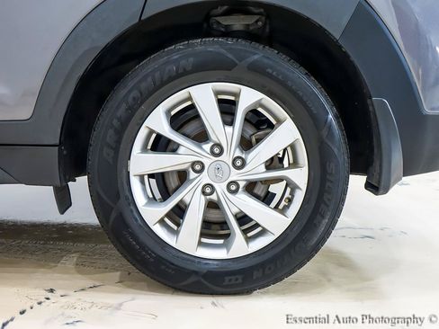Used 2020 Hyundai Tucson Value w/ Winter Weather Package AWD/4WD image 12