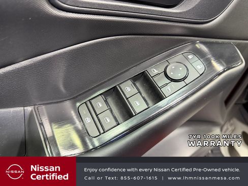 Certified 2025 Nissan Rogue S FWD image 17