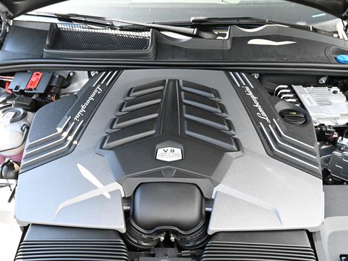 Used 2024 Lamborghini Urus Performante AWD/4WD image 62