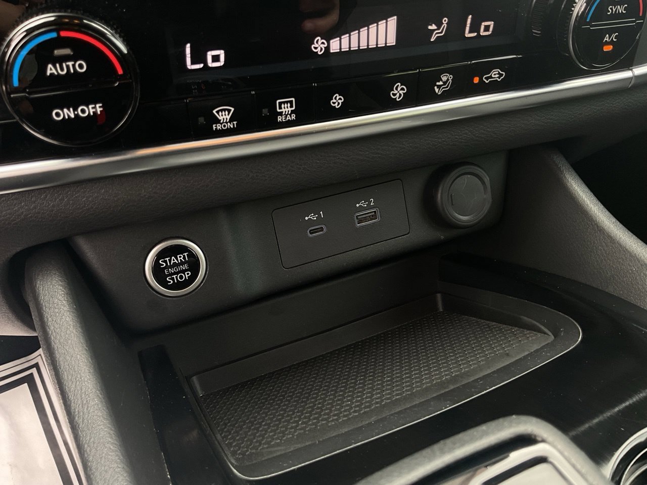 Used 2023 Nissan Rogue SV FWD image 24