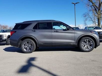 New 2026 Ford Explorer Active w/ Active Comfort Package