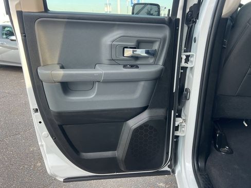 Used 2024 RAM 1500 Classic SLT image 16