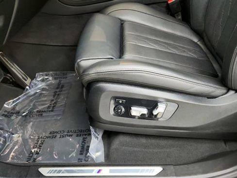 Used 2025 BMW X7 xDrive40i w/ Executive Package AWD/4WD image 54