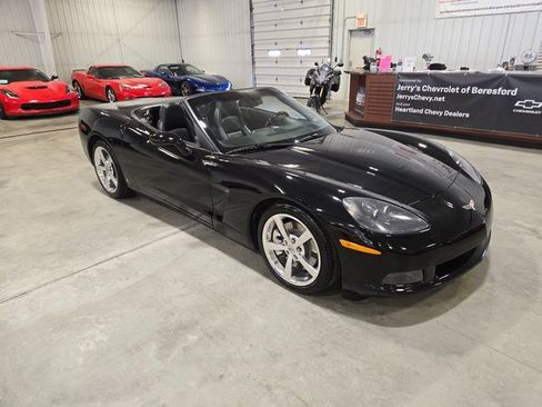 Used 2008 Chevrolet Corvette Convertible w/ Preferred Equipment Group image 7