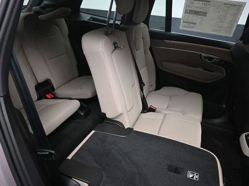 New 2026 Volvo XC90 B6 Plus w/ Protection Package Premier image 28