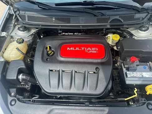Used 2013 Dodge Dart SXT FWD image 17