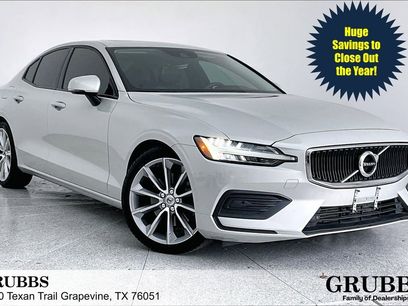 Used 2019 Volvo S60 T5 Momentum w/ Multimedia Package