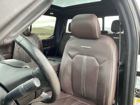 Used 2015 Ford F150 Platinum w/ Technology Package image 19