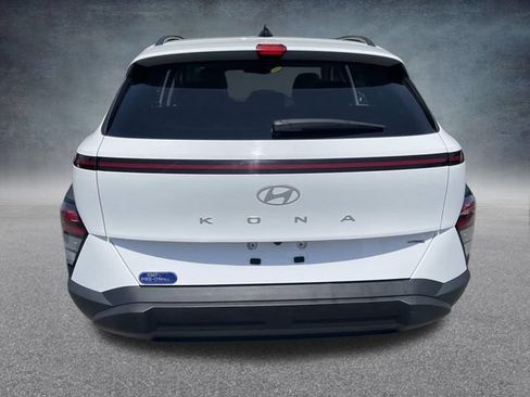Used 2025 Hyundai Kona SEL AWD/4WD image 6