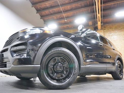 Used 2021 Ford Explorer 4WD Police Interceptor image 3