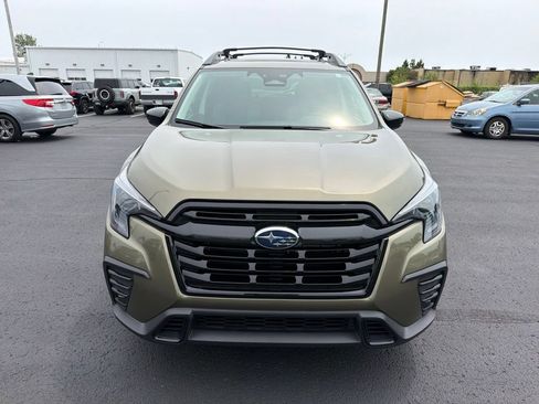 Used 2024 Subaru Ascent Onyx Edition AWD/4WD image 2