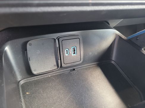 Used 2024 Ford Bronco Black Diamond AWD/4WD image 21