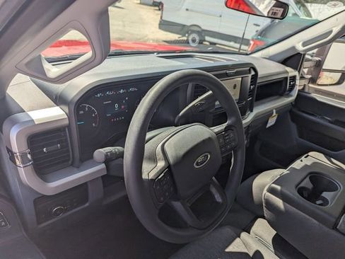 New 2026 Ford F350 XL w/ XL Chrome Package RWD image 8