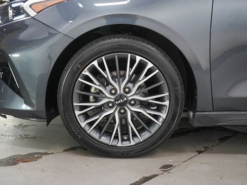 Used 2024 Kia Forte GT-Line w/ GT-Line Premium Package FWD image 27