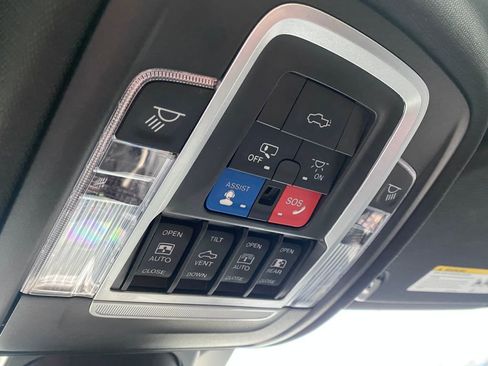 Used 2020 RAM 1500 Limited image 37