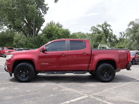 Used 2018 Chevrolet Colorado Z71 AWD/4WD image 4