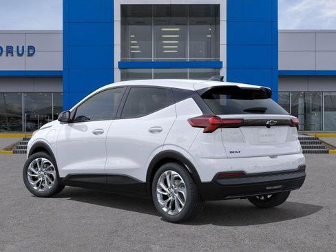 New 2027 Chevrolet Bolt LT image 27