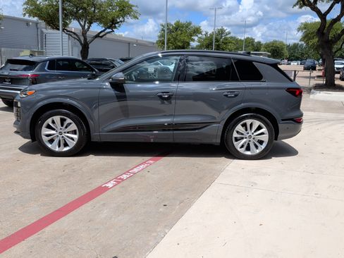 Certified 2025 Audi Q6 e-tron Premium w/ Convenience Package RWD image 7