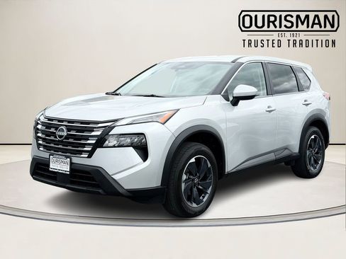 Used 2025 Nissan Rogue SV AWD/4WD image 4