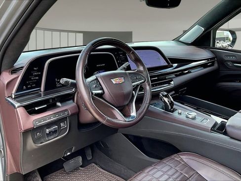 Used 2023 Cadillac Escalade Premium Luxury Platinum w/ LPO, Floor Liner Package AWD/4WD image 14