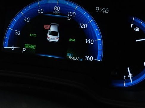 Used 2022 Toyota Corolla LE FWD image 5