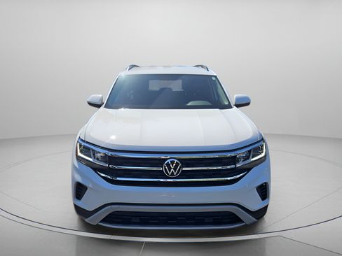 Used 2023 Volkswagen Atlas SE w/ Black Wheel Package FWD image 8