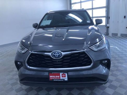 Used 2021 Toyota Highlander Limited image 14
