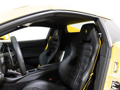 Certified 2021 Ferrari 812 GTS RWD image 18